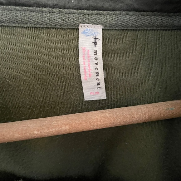 Free People Movement Hoodie 1/4 zip Pockets High Low Olive Green Sz S Oversized - Picture 7 of 15